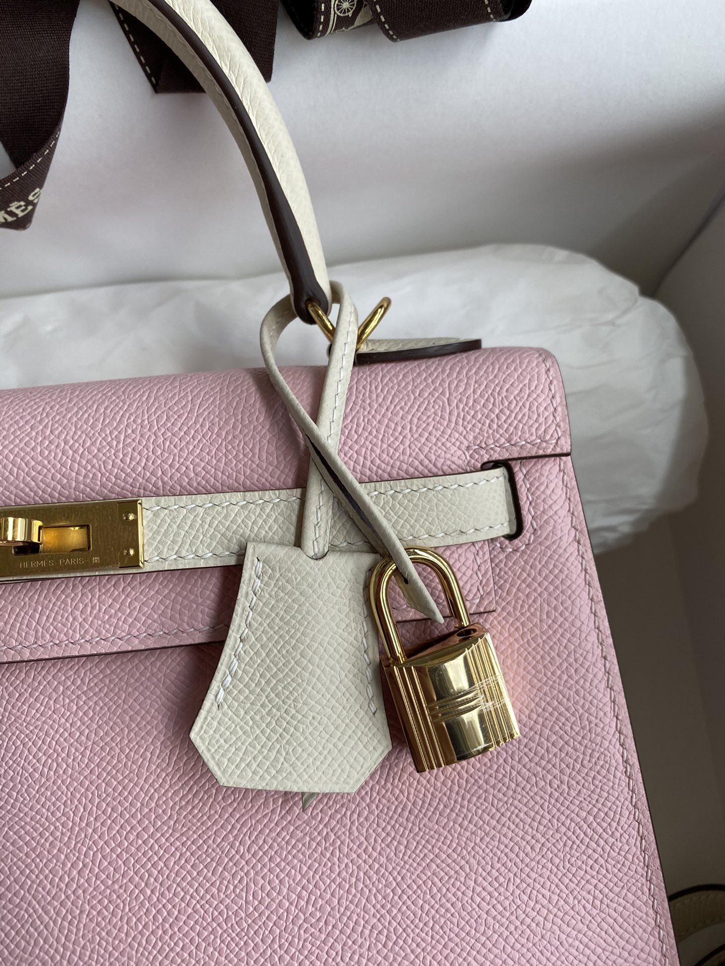 Hermes Kelly 25cm Handbag Shoulder Bag in Pink White Epsom Leather